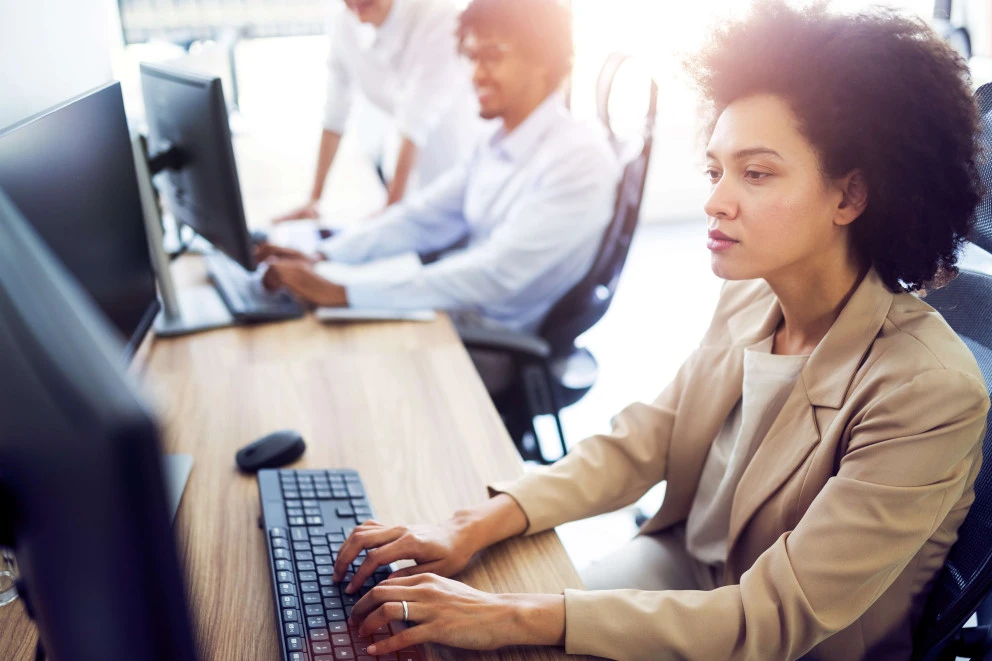 以科技的力量再现真实工作环境，实现对人才的精准衡量