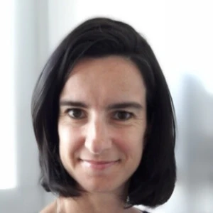 headshot sophie motisi v2