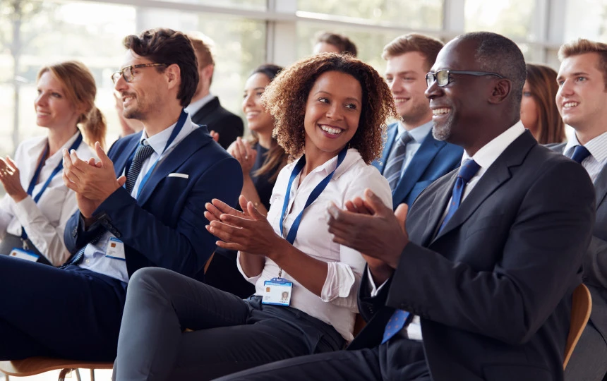 people applauding SH003