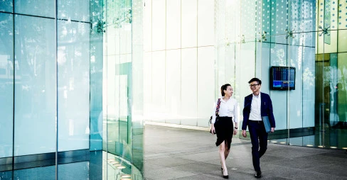 people walking SH001